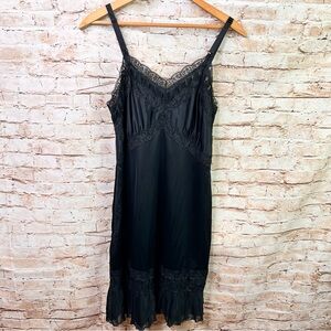 Vintage Sears Black Lace Pleated Hemline Slip 34 Short